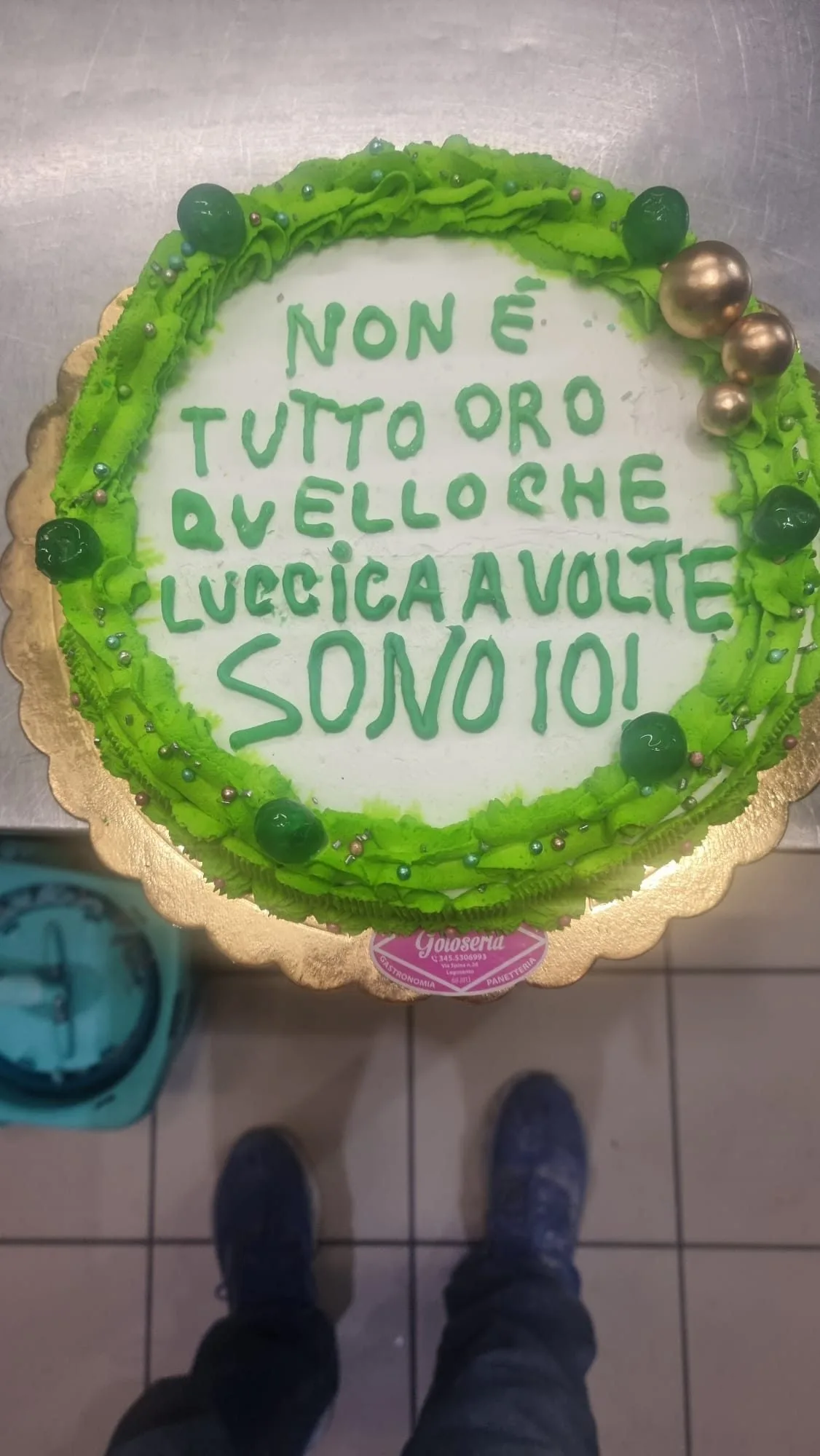 Torta compleanno divertente scritta personalizzata Lagosanto